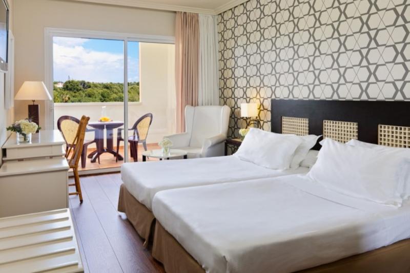 Costa Dorada Salou utazás H10 Salauris Palace