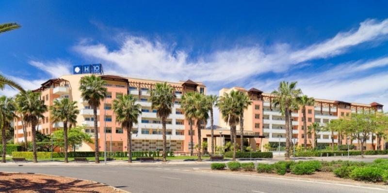 Costa Dorada Salou utazás H10 Salauris Palace