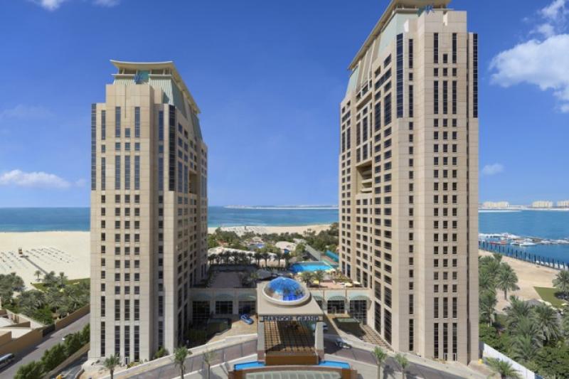 Dubai utazás Hotel Habtoor Grand Resort Wizzair járattal