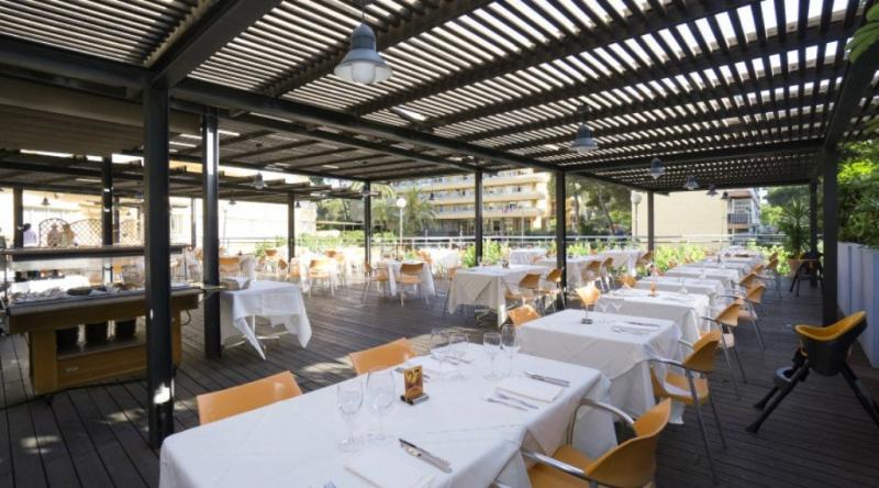 Costa Dorada Salou utazás Hotel Medplaya Calypso