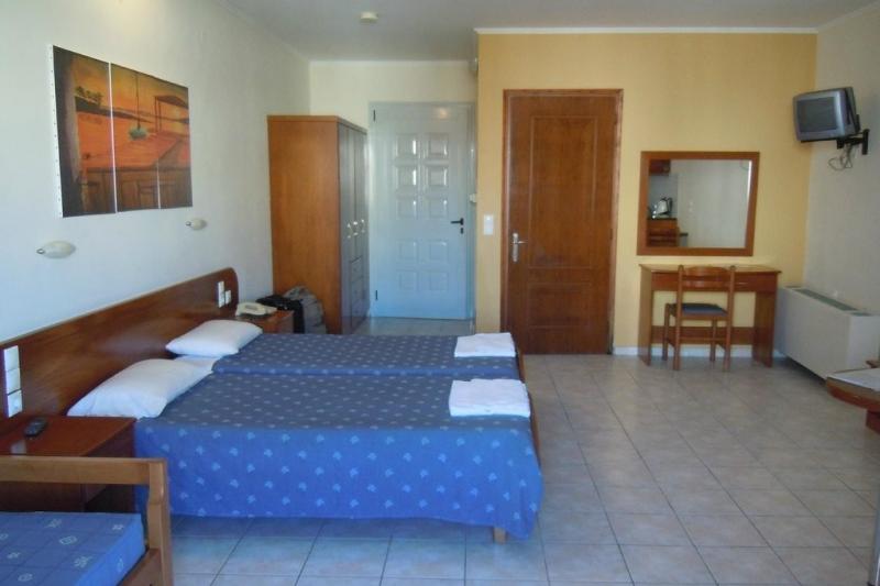 Korfu Sidari utazás Hotel Olga