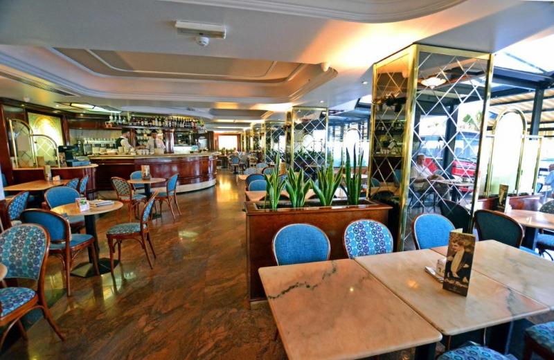 Málta Qawra utazás Hotel Qawra Palace