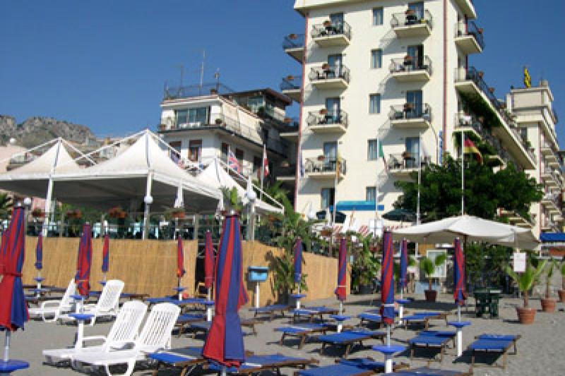 Szicília Letojanni utazás Hotel San Pietro