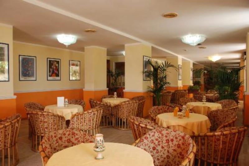 Szicília Letojanni utazás Hotel San Pietro