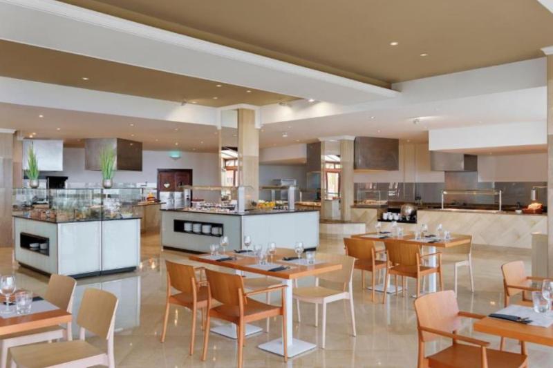 Tenerife Costa Adeje utazás Melia Jardines Del Teide Hotel