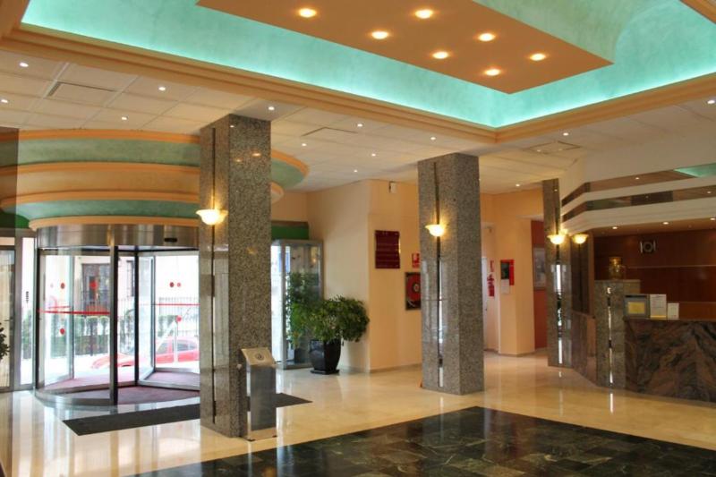 Costa Del Sol Torremolinos utazás Parasol Garden Hotel