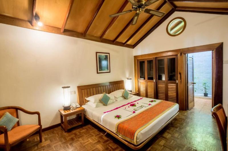 Maldív-szigetek utazás Reethi Beach Resort Hotel