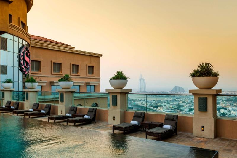 Dubai utazás Sheraton Mall Of The Emirates Hotel