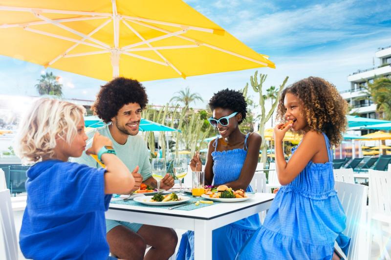 Tenerife Playa de Las Americas utazás Spring Hotel Bitacora