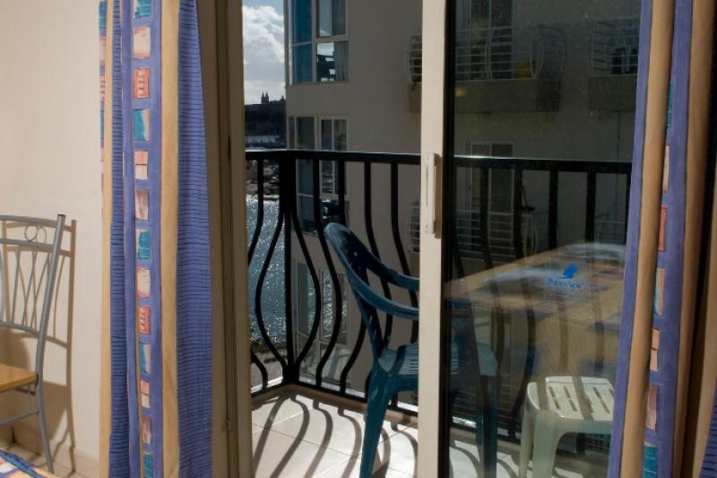 Málta Sliema utazás St Bayview Hotel