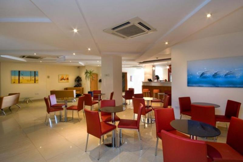 Málta Sliema utazás St Bayview Hotel