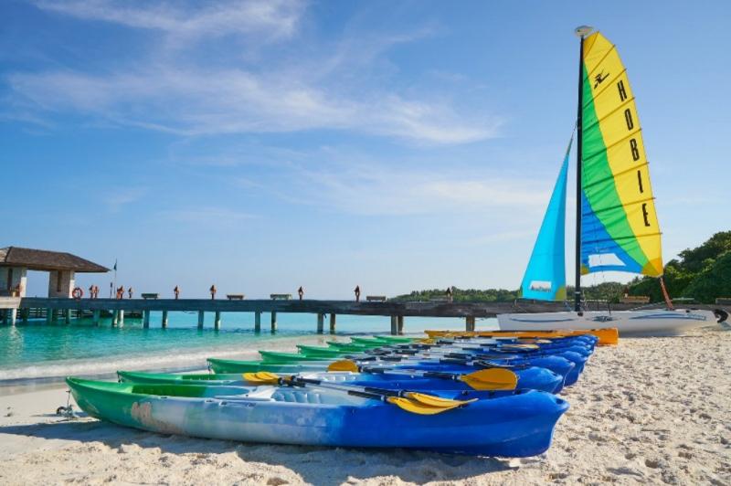 Maldív-szigetek utazás The Barefoot Eco Hotel