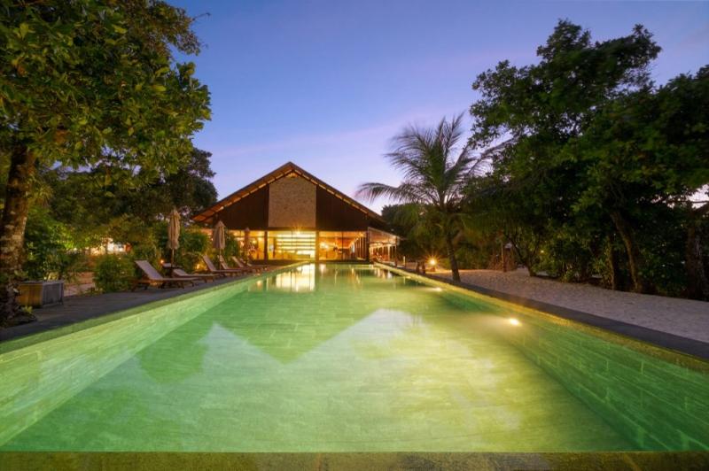 Maldív-szigetek utazás The Barefoot Eco Hotel