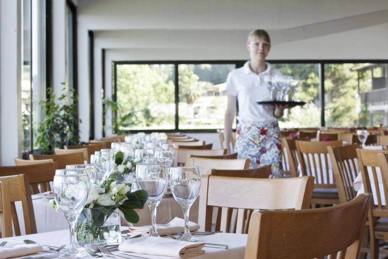 Korfu Perama utazás Hotel Aeolos Beach Resort