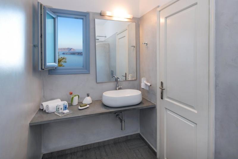 Szantorini utazás Apanemo Hotel