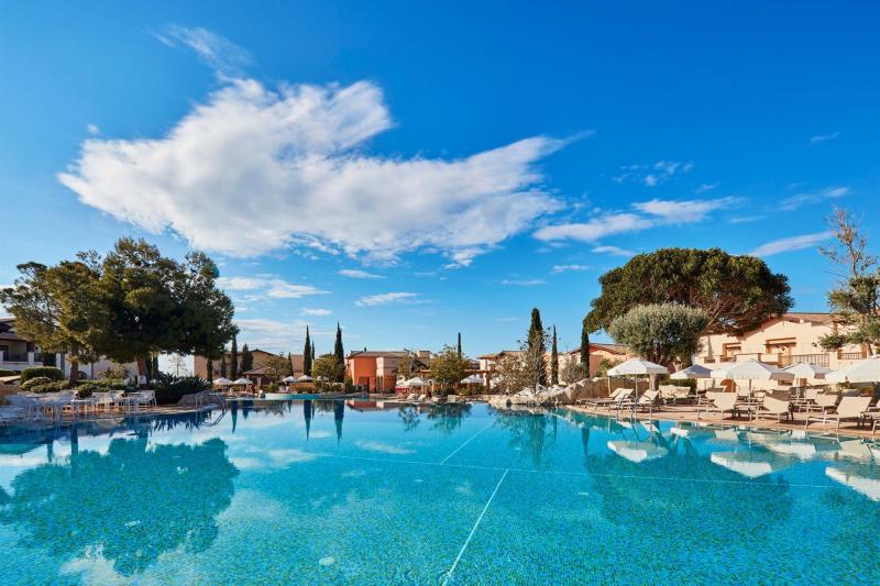 Dél-Ciprus utazás Atlantica Aphrodite Hills Hotel