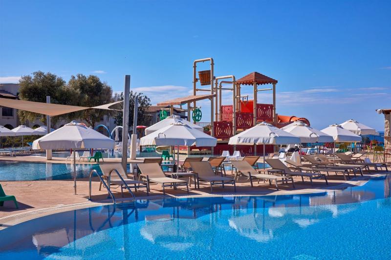 Dél-Ciprus utazás Atlantica Aphrodite Hills Hotel