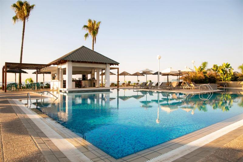 Dél-Ciprus utazás Atlantica Miramare Beach Hotel
