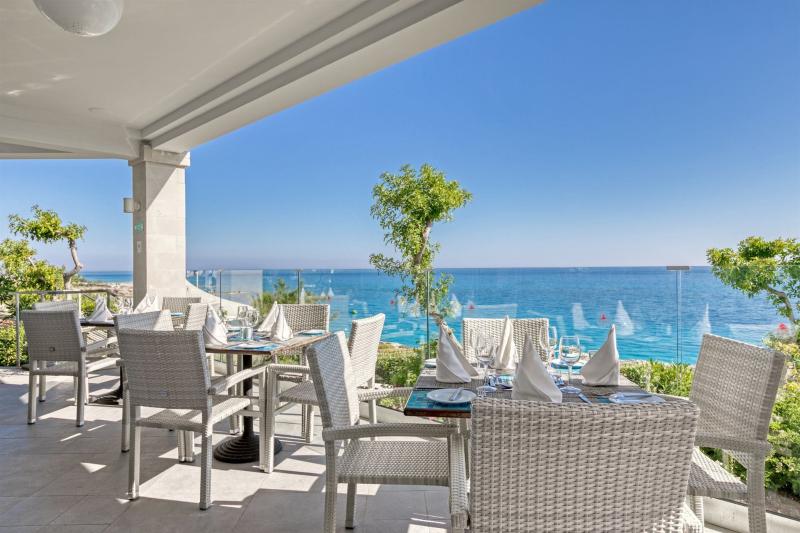 Dél-Ciprus utAyia Napa azás Atlantica Sungarden Beach Hotel