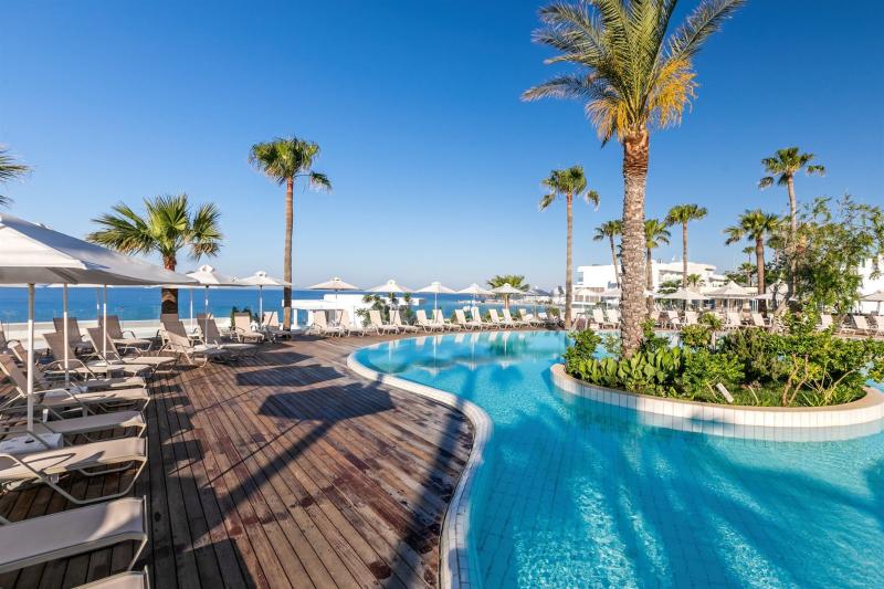 Dél-Ciprus utAyia Napa azás Atlantica Sungarden Beach Hotel