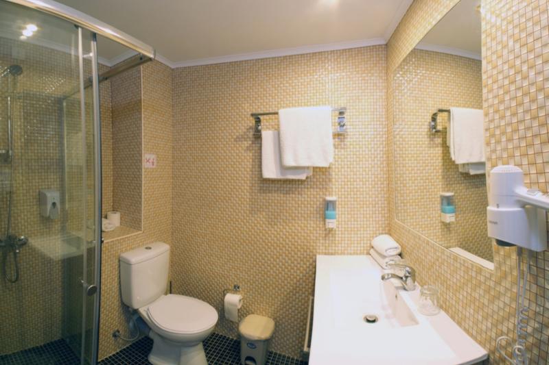 Korfu Paleokastrista utazás Hotel Paleo Artnouveau