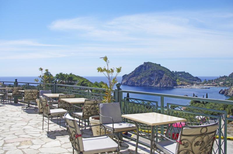 Korfu Paleokastrista utazás Hotel Paleo Artnouveau