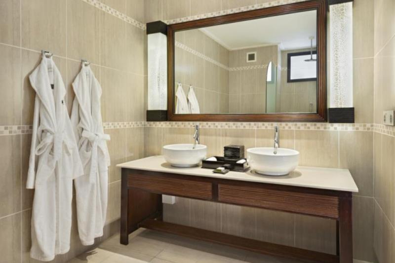 Seychelle-szigetek utazás Hotel Allamanda Resort And Spa