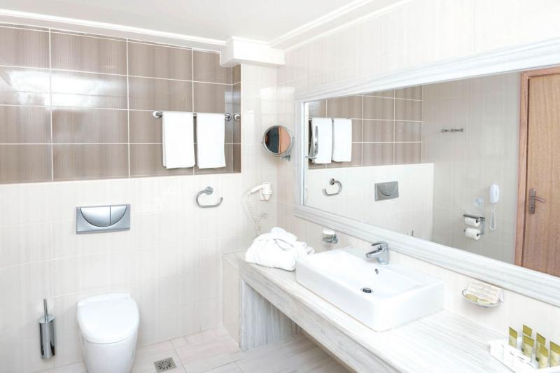 Kos Kardamena utazás Grand Blue Hotel