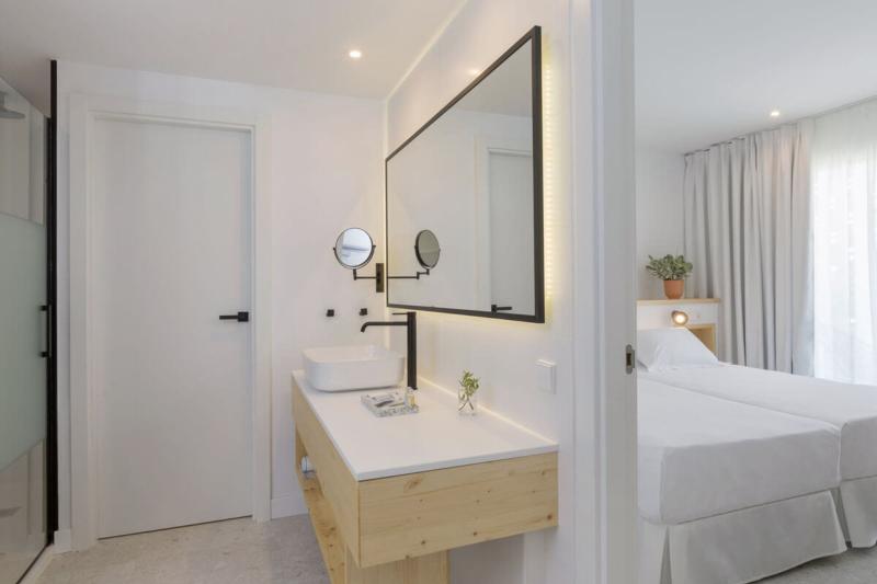 Mallorca utazás Hm Ayron Park