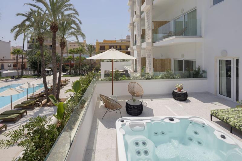 Mallorca utazás Hm Ayron Park