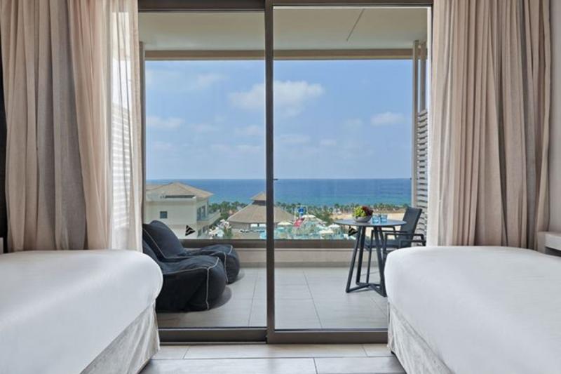 Dél-Ciprus Ayia Napa utazás Hotel Atlantica Mare Village