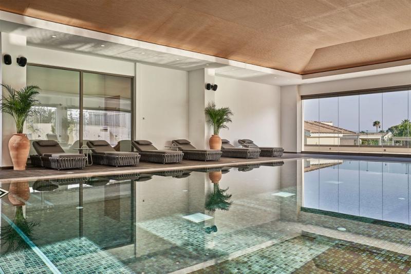 Dél-Ciprus Ayia Napa utazás Hotel Atlantica Mare Village