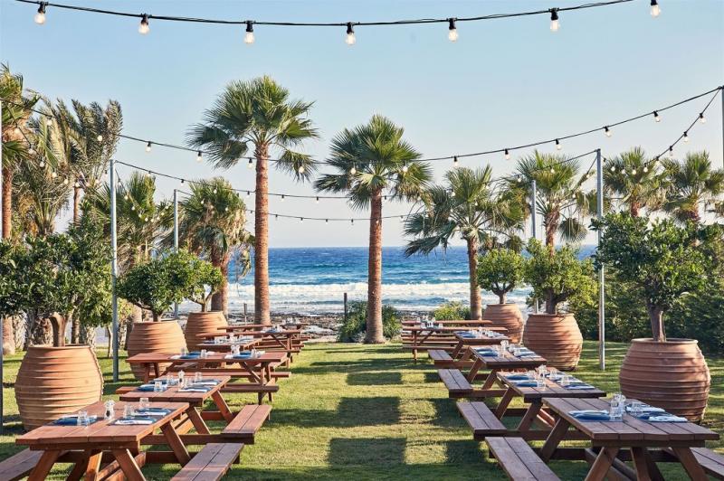 Dél-Ciprus Ayia Napa utazás Hotel Atlantica Mare Village