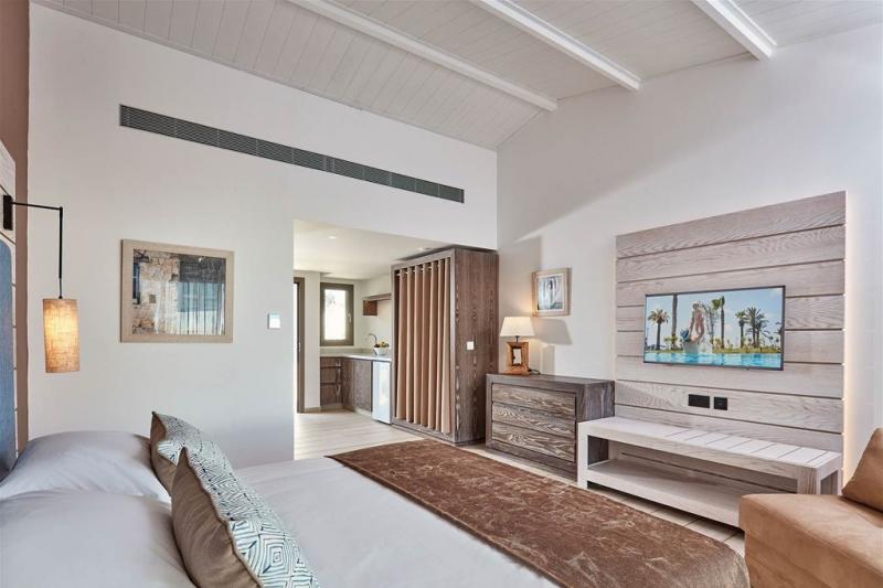 Dél-Ciprus Ayia Napa utazás Hotel Atlantica Mare Village