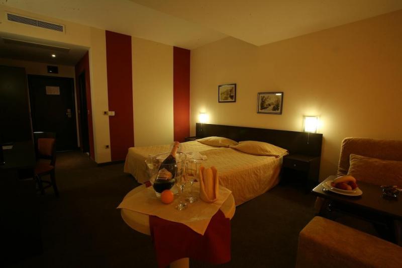 Napospart utazás Hotel Flamingo