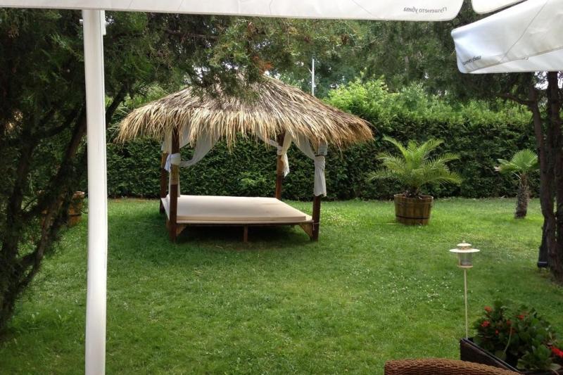 Napospart utazás Hotel Flamingo