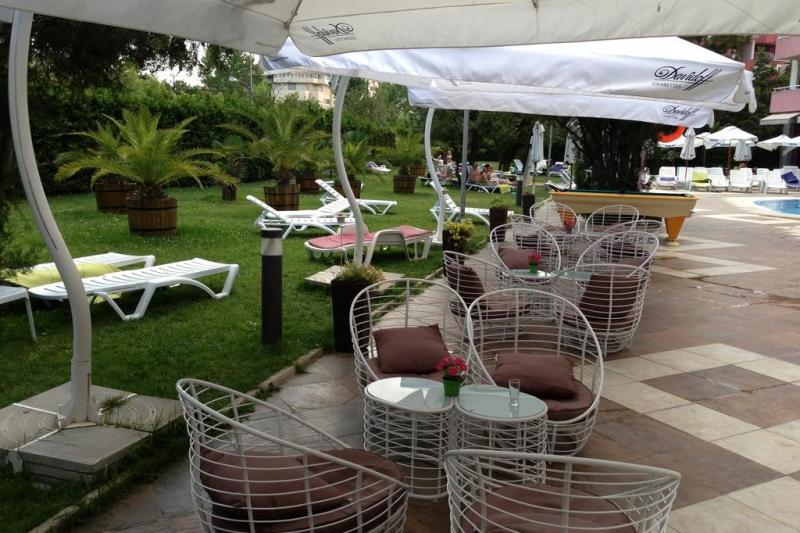 Napospart utazás Hotel Flamingo