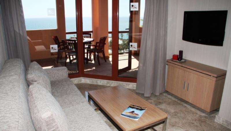 Costa Del Sol Benalmadena utazás Hotel Holiday Polynesia