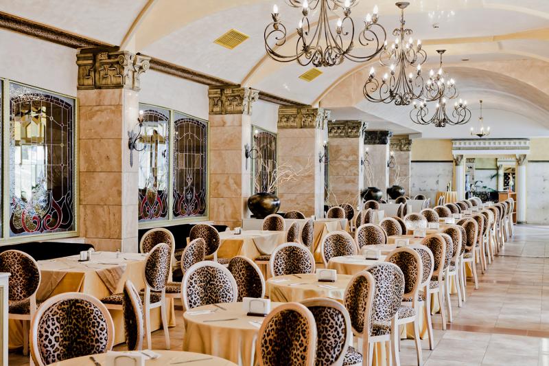 Napospart utazás Hotel Imperial Palace