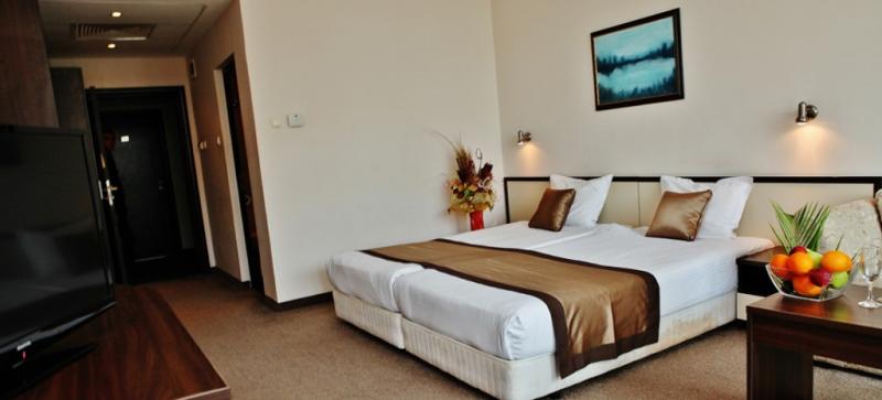 Napospart utazás Hotel Marvel