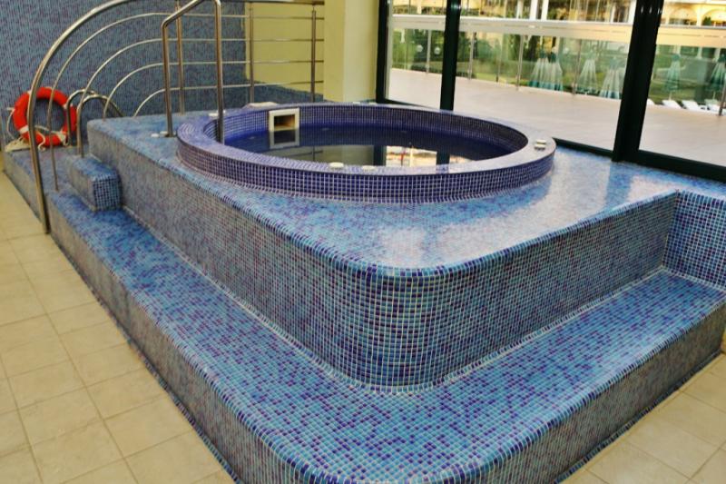 Napospart utazás Hotel Marvel