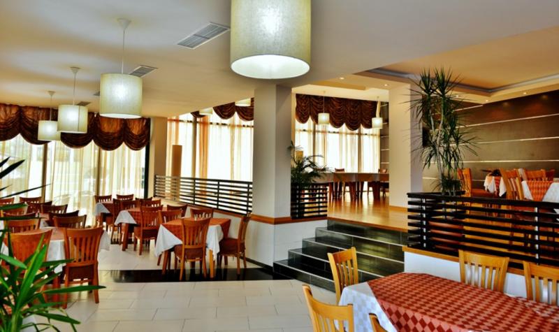 Napospart utazás Hotel Marvel