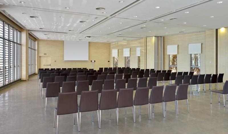 Costa Del Sol Torremolinos utazás Hotel Melia