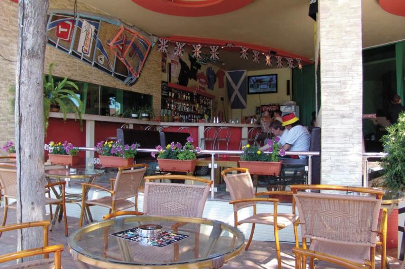 Napospart utazás Hotel Mena Palace