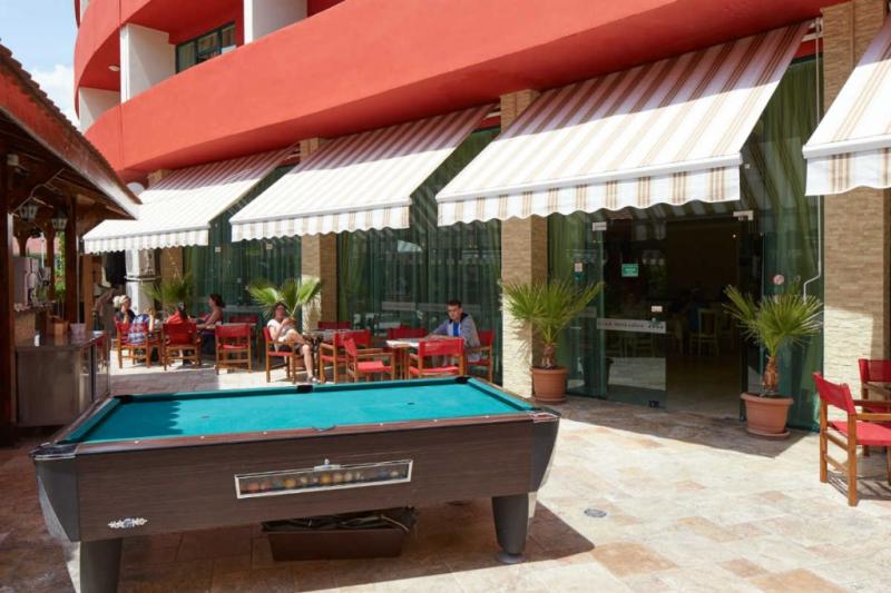 Napospart utazás Hotel Mena Palace