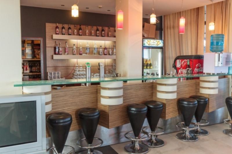 Napospart utazás Hotel Meridian