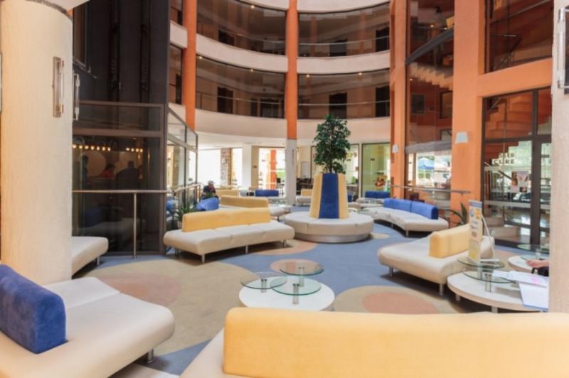 Napospart utazás Hotel Meridian