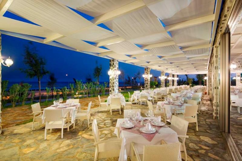 Ciprus utazás Hotel Noah’s Ark