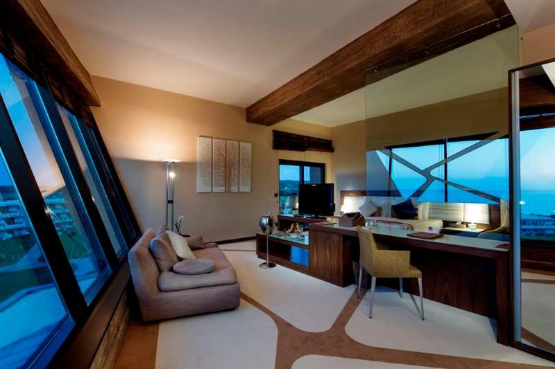 Ciprus utazás Hotel Noah’s Ark