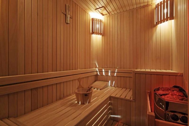 Ciprus utazás Hotel Noah’s Ark